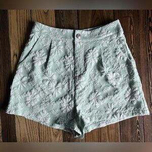 UNBRANDED • light mint green textured floral pattern high-waisted shorts pleats